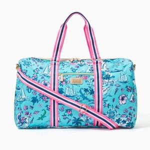 Lilly Pulitzer Florida Print overnight bag and cosmetic case- BNWT